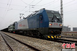 廣珠鐵路首趟貨運列車從珠海高欄港站首發